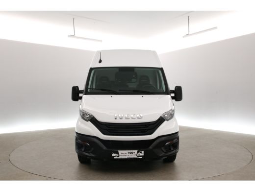 Iveco Daily 35S16V 2.3 352 L2H2 157pk | 3500KG Trekgew. | Trekhaak | Clima | 3 Zits | Parkeersens. ActivLease financial lease