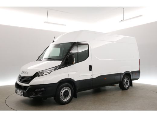 Iveco Daily 35S16V 2.3 352 L2H2 157pk | 3500KG Trekgew. | Trekhaak | Clima | 3 Zits | Parkeersens. ActivLease financial lease