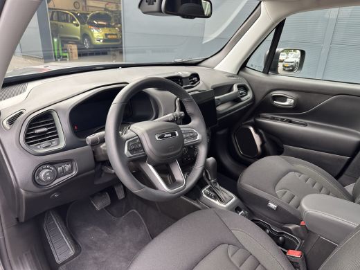 Jeep Renegade 4xe 240PK Plug-in Hybrid The North Star (Elektrisch Schuifdak - Navigatie - Adaptieve Cruise Cont... ActivLease financial lease