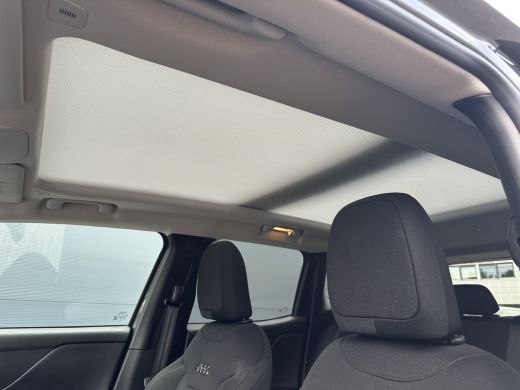 Jeep Renegade 4xe 240PK Plug-in Hybrid The North Star (Elektrisch Schuifdak - Navigatie - Adaptieve Cruise Cont... ActivLease financial lease