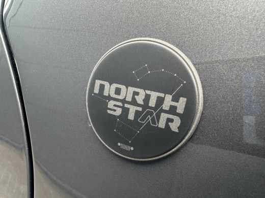 Jeep Renegade 4xe 240PK Plug-in Hybrid The North Star (Elektrisch Schuifdak - Navigatie - Adaptieve Cruise Cont... ActivLease financial lease
