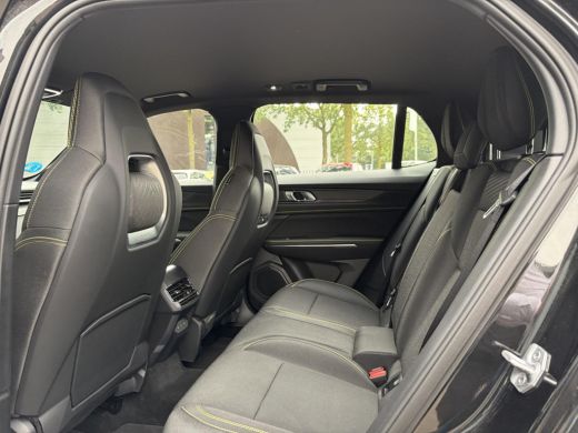 Lynk & Co 01 1.5 Core | NIEUW MODEL! | FABRIEKSGARANTIE T/M 2030! | CAMERA| STOELVERWARMING| APPLE CARPLAY| AD... ActivLease financial lease