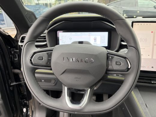 Lynk & Co 01 1.5 Core | NIEUW MODEL! | FABRIEKSGARANTIE T/M 2030! | CAMERA| STOELVERWARMING| APPLE CARPLAY| AD... ActivLease financial lease