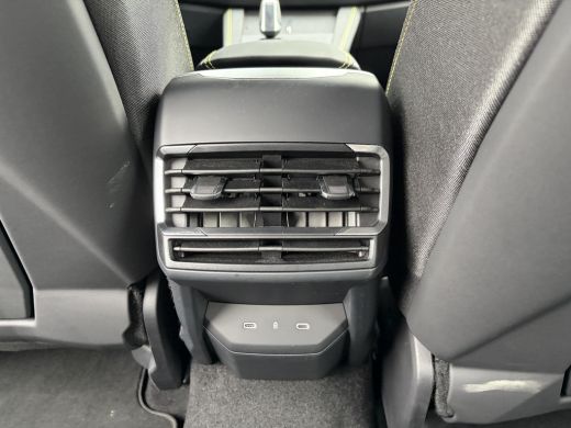 Lynk & Co 01 1.5 Core | NIEUW MODEL! | FABRIEKSGARANTIE T/M 2030! | CAMERA| STOELVERWARMING| APPLE CARPLAY| AD... ActivLease financial lease