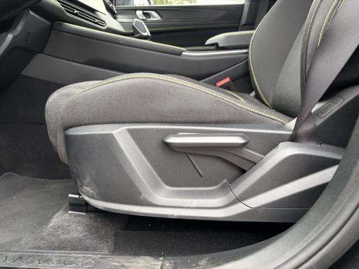 Lynk & Co 01 1.5 Core | NIEUW MODEL! | FABRIEKSGARANTIE T/M 2030! | CAMERA| STOELVERWARMING| APPLE CARPLAY| AD... ActivLease financial lease