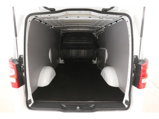 Mercedes-Benz Vito 114 CDI Lang | Automaat | Airco | Cruise | 3 Zits | Carplay | Parkeersens. ActivLease financial lease