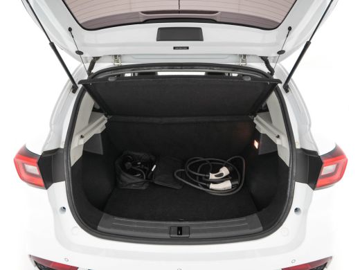 MG ZS EV EV Luxury 45 kWh {SoH-87%} (INCL-BTW) Aut. *PANO | LEATHER | CCS-FASTLOADER | KEYLESS | NAVI-FULL... ActivLease financial lease