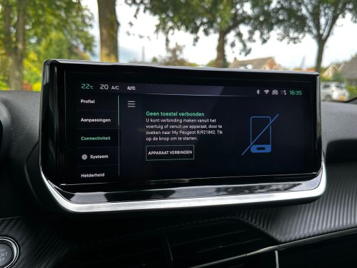 Peugeot 2008 1.2 PureTech 100PK Allure | KEYLESS ENTRY & START| DRAADLOZE TELEFOONLADER| LED| NAVIGATIE + APPL... ActivLease financial lease