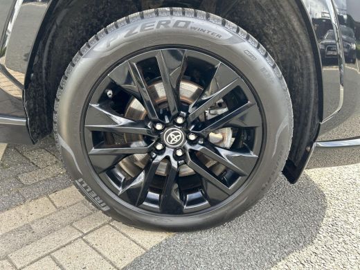 Toyota RAV4 2.5 Hybrid AWD Black Edition ActivLease financial lease