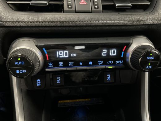 Toyota RAV4 2.5 Hybrid AWD Black Edition ActivLease financial lease