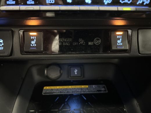Toyota RAV4 2.5 Hybrid AWD Black Edition ActivLease financial lease