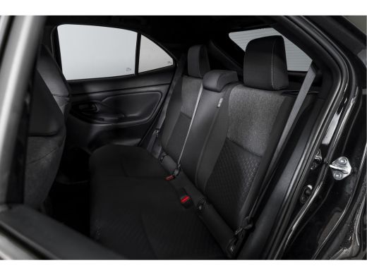 Toyota Yaris Cross 1.5 Hybrid 115 Dynamic | Dig.Cockpit | Adapt.Cruise | Stoel-+stuurverwarming | Camera | PDC | NAV... ActivLease financial lease