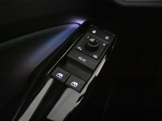 Volkswagen ID.5 Pro Performance 204PK. | Achteruitrijcamera | Cruise control adapt | Keyless | Navi | LED | DAB |... ActivLease financial lease
