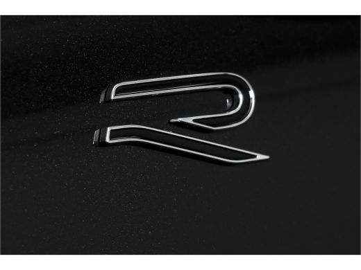 Volkswagen Tiguan 1.5 eHybrid 272PK R-Line Edition | Black Style | 15 inch Navi | Elek. Trekhaak | IQ Light | S/K-P... ActivLease financial lease