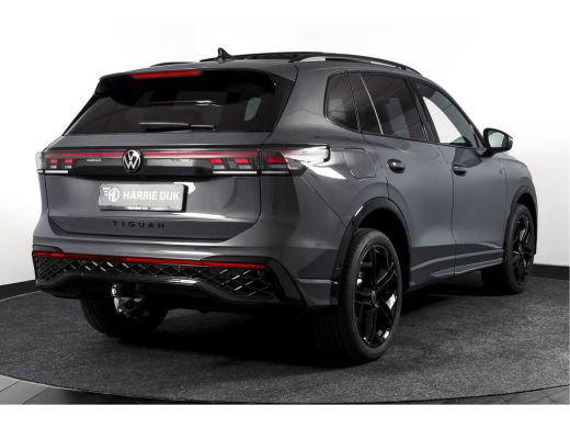Volkswagen Tiguan 1.5 eHybrid 272PK R-Line Edition | Black Style | 15 inch Navi | Elek. Trekhaak | IQ Light | S/K-P... ActivLease financial lease