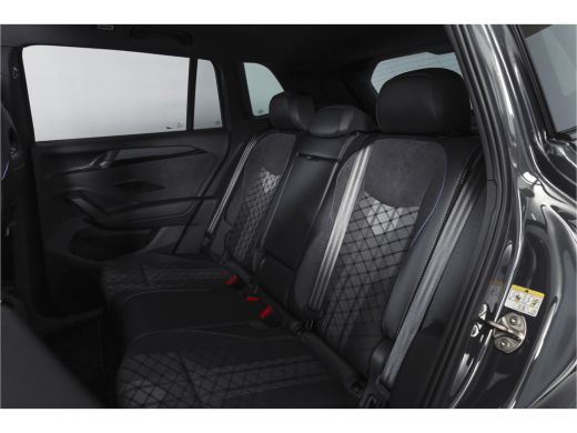 Volkswagen Tiguan 1.5 eHybrid 272PK R-Line Edition | Black Style | 15 inch Navi | Elek. Trekhaak | IQ Light | S/K-P... ActivLease financial lease