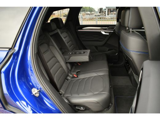 Volkswagen Touareg 3.0 TSi eHybrid 4M R Trekh DynAudio Stoel-koel Massage HUD 360 ActivLease financial lease