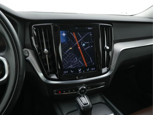 Volvo  V60 Cross Country 2.0 D4 AWD Pro Aut. *LEATHER | FULL-LED | HARMAN/KARDON-AUDIO | NAVI-FULLMAP | MEMO... ActivLease financial lease