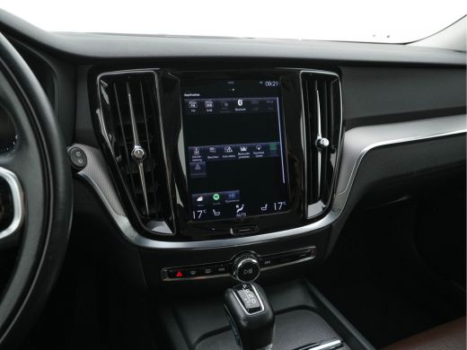 Volvo  V60 Cross Country 2.0 D4 AWD Pro Aut. *LEATHER | FULL-LED | HARMAN/KARDON-AUDIO | NAVI-FULLMAP | MEMO... ActivLease financial lease