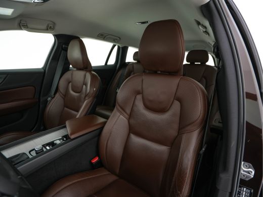 Volvo  V60 Cross Country 2.0 D4 AWD Pro Aut. *LEATHER | FULL-LED | HARMAN/KARDON-AUDIO | NAVI-FULLMAP | MEMO... ActivLease financial lease