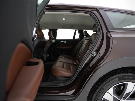 Volvo  V60 Cross Country 2.0 D4 AWD Pro Aut. *LEATHER | FULL-LED | HARMAN/KARDON-AUDIO | NAVI-FULLMAP | MEMO... ActivLease financial lease