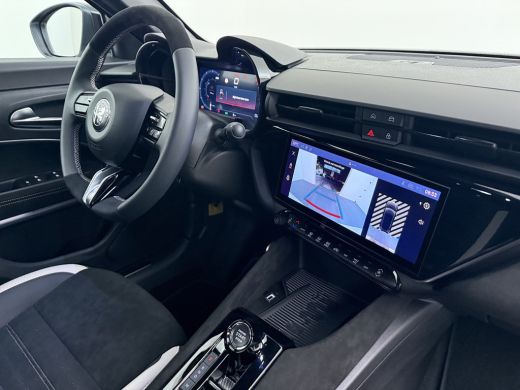 Alfa Romeo Junior Ibrida 1.2 Sport Speciale | Achterlichten LED | Achteruitrijcamera met 180&deg; Area view | Adaptive ... ActivLease financial lease