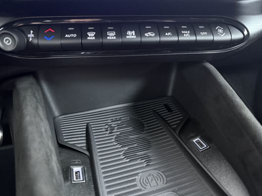 Alfa Romeo Junior Ibrida 1.2 Sport Speciale | Achterlichten LED | Achteruitrijcamera met 180&deg; Area view | Adaptive ... ActivLease financial lease