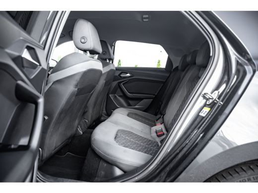 Audi A1 Sportback Sportback 25 TFSI S edition | Stoelverwarming | Apply Carplay | ActivLease financial lease