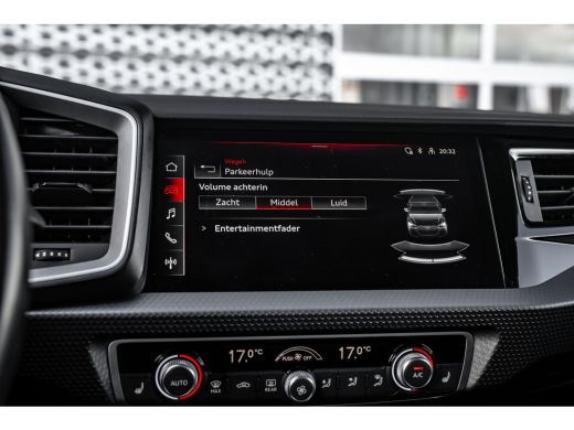 Audi A1 Sportback Sportback 25 TFSI S edition | Stoelverwarming | Apply Carplay | ActivLease financial lease