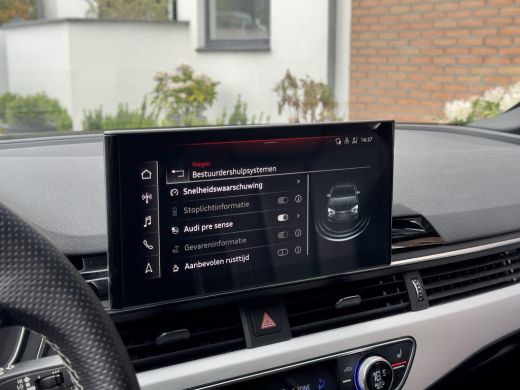 Audi A5 Sportback 35 TFSI AUT7 3X S-LINE EDITION NAVI DIGI-DASH APPLE-CARPLAY LED LMV-20INCHE  PDC ActivLease financial lease