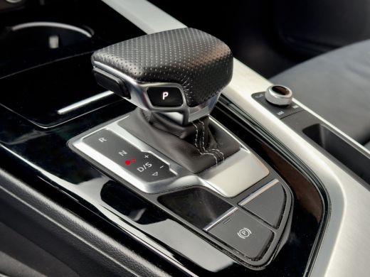 Audi A5 Sportback 35 TFSI AUT7 3X S-LINE EDITION NAVI DIGI-DASH APPLE-CARPLAY LED LMV-20INCHE  PDC ActivLease financial lease