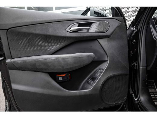 Audi Q3 1.5 e-hybrid S edition | Panoramadak | 360 Camera | Tech Pro | | Cruise control adaptief met Stop... ActivLease financial lease