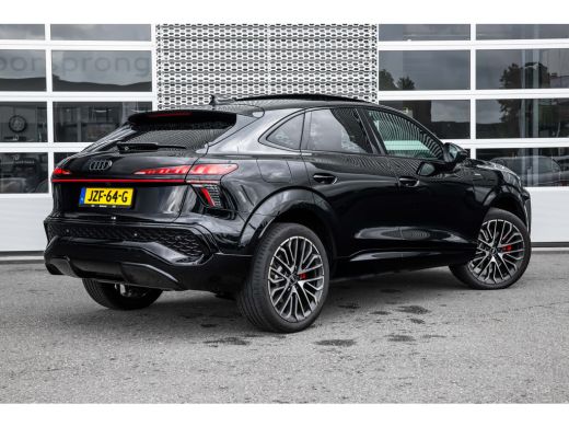 Audi Q3 1.5 e-hybrid S edition | Panoramadak | 360 Camera | Tech Pro | | Cruise control adaptief met Stop... ActivLease financial lease