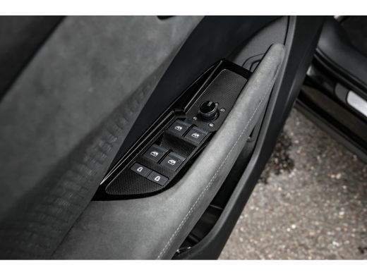 Audi Q3 1.5 e-hybrid S edition | Panoramadak | 360 Camera | Tech Pro | | Cruise control adaptief met Stop... ActivLease financial lease