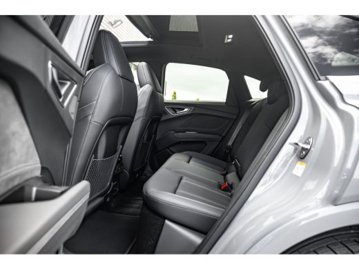 Audi Q4 Sportback e-tron S edition quattro performance 82 kWh | Panoramadak | HUD | Memory | Sonos | 360 Camera | | Apple ... ActivLease financial lease