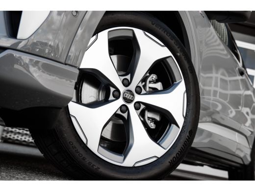 Audi Q4 Sportback e-tron S edition quattro performance 82 kWh | Panoramadak | HUD | Memory | Sonos | 360 Camera | | Apple ... ActivLease financial lease
