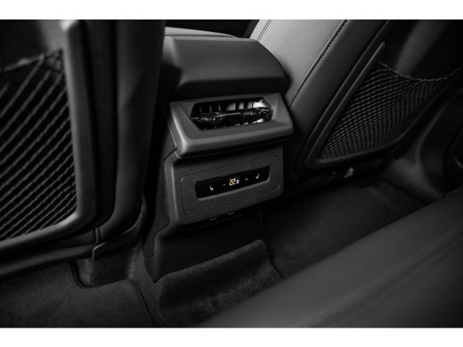 Audi Q6 e-tron S edition | Adaptive air suspension | Adaptive cruise control | Audi sound system ActivLease financial lease