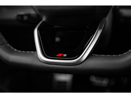 Audi Q6 e-tron S edition | Adaptive air suspension | Adaptive cruise control | Audi sound system ActivLease financial lease