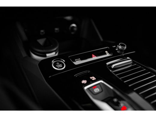 Audi Q6 e-tron S edition | Adaptive air suspension | Adaptive cruise control | Audi sound system ActivLease financial lease