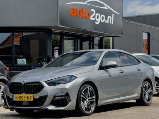 BMW 2 Serie Gran Coup&eacute; 220i AUT7 M-SPORT PANODAK SPORTLEDER NAVI CAMERA DIGI-DASH APPLE-CARPLAY LED LMV PDC ActivLease financial lease