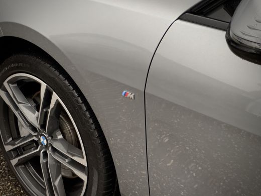 BMW 2 Serie Gran Coup&eacute; 220i AUT7 M-SPORT PANODAK SPORTLEDER NAVI CAMERA DIGI-DASH APPLE-CARPLAY LED LMV PDC ActivLease financial lease