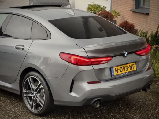 BMW 2 Serie Gran Coup&eacute; 220i AUT7 M-SPORT PANODAK SPORTLEDER NAVI CAMERA DIGI-DASH APPLE-CARPLAY LED LMV PDC ActivLease financial lease