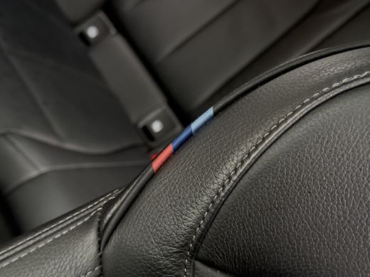 BMW 2 Serie Gran Coup&eacute; 220i AUT7 M-SPORT PANODAK SPORTLEDER NAVI CAMERA DIGI-DASH APPLE-CARPLAY LED LMV PDC ActivLease financial lease