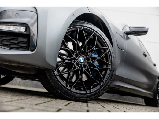 BMW 3 Serie 330e High Ex M-Sport Frozen / Glazen dak / Adaptief onderstel / Electrische stoelen / ActivLease financial lease