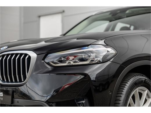 BMW X3 xDrive30e SOH 99% / LED / Camera / All-Season / Carplay / ActivLease financial lease