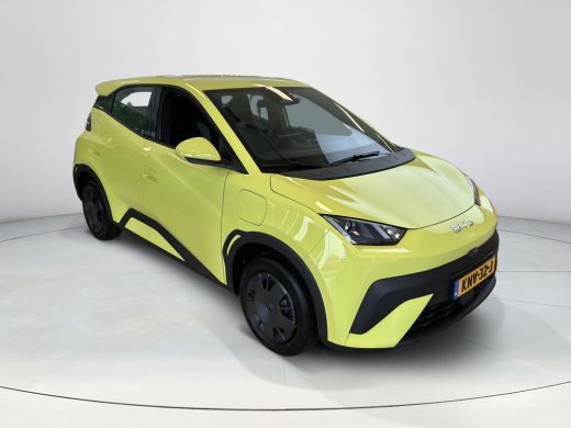 BYD DOLPHIN SURF Active 30 kWh | Direct Leverbaar | Achteruitrijcamera | 220 km WLTP | &euro;2000 Voordeel ActivLease financial lease