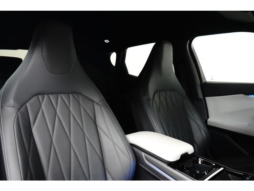 Ford Capri Premium Extended Range 340pk AWD 79KWh | Warmtepomp | B&O Audio | Head-Up | Leder | Dodehoek Dete... ActivLease financial lease