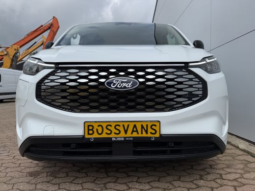 Ford E-Transit Custom 65kWh 136PK Elektrisch L1 344KM WLTP 2300kg Trekvermogen BEV Snelladen LED ACC Camera Carplay Par... ActivLease financial lease