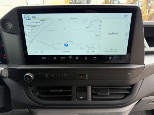 Ford E-Transit Custom 65kWh 136PK Elektrisch L1 344KM WLTP 2300kg Trekvermogen BEV Snelladen LED ACC Camera Carplay Par... ActivLease financial lease