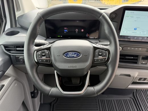 Ford E-Transit Custom 65kWh 136PK Elektrisch L1 344KM WLTP 2300kg Trekvermogen BEV Snelladen LED ACC Camera Carplay Par... ActivLease financial lease